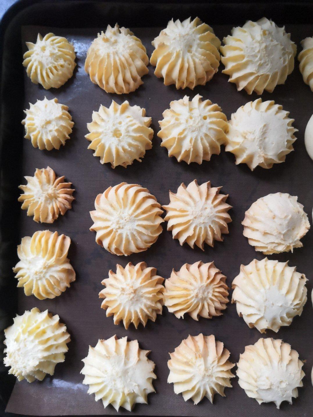 奶粉饼干