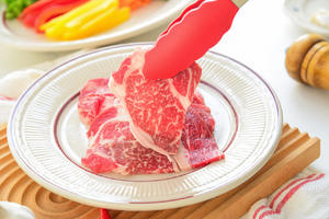 澳洲牛肉｜美味宴客菜，时蔬牛肉卷的做法 步骤3