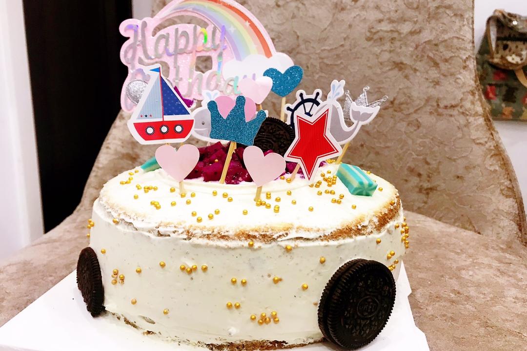 草莓戚风生日蛋糕