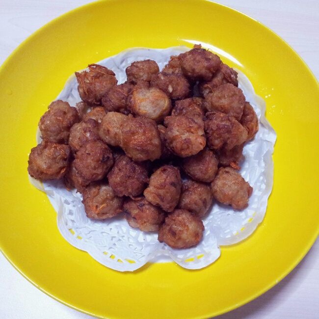 油炸胡萝卜小肉丸