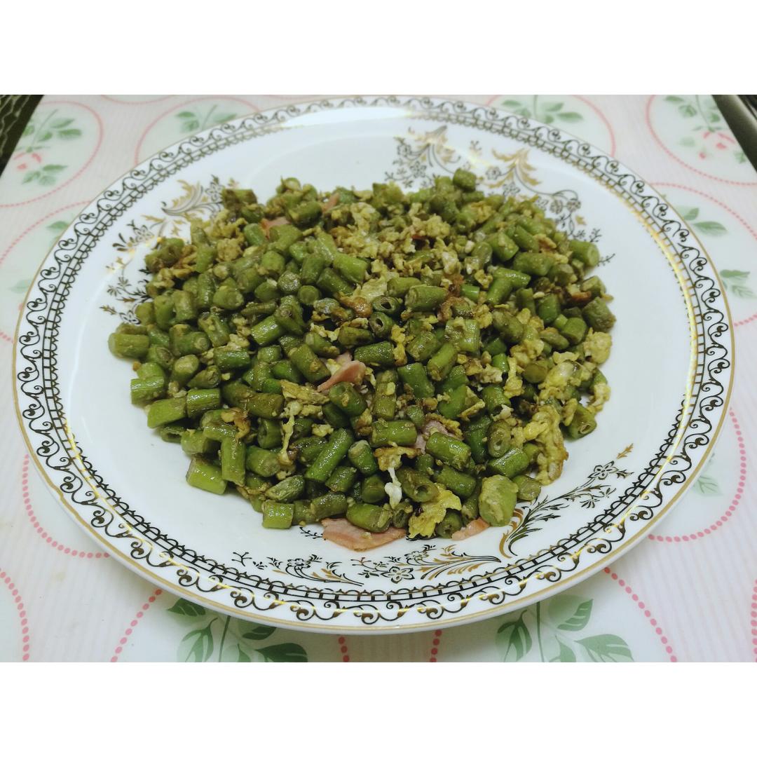 豆角炒鸡蛋