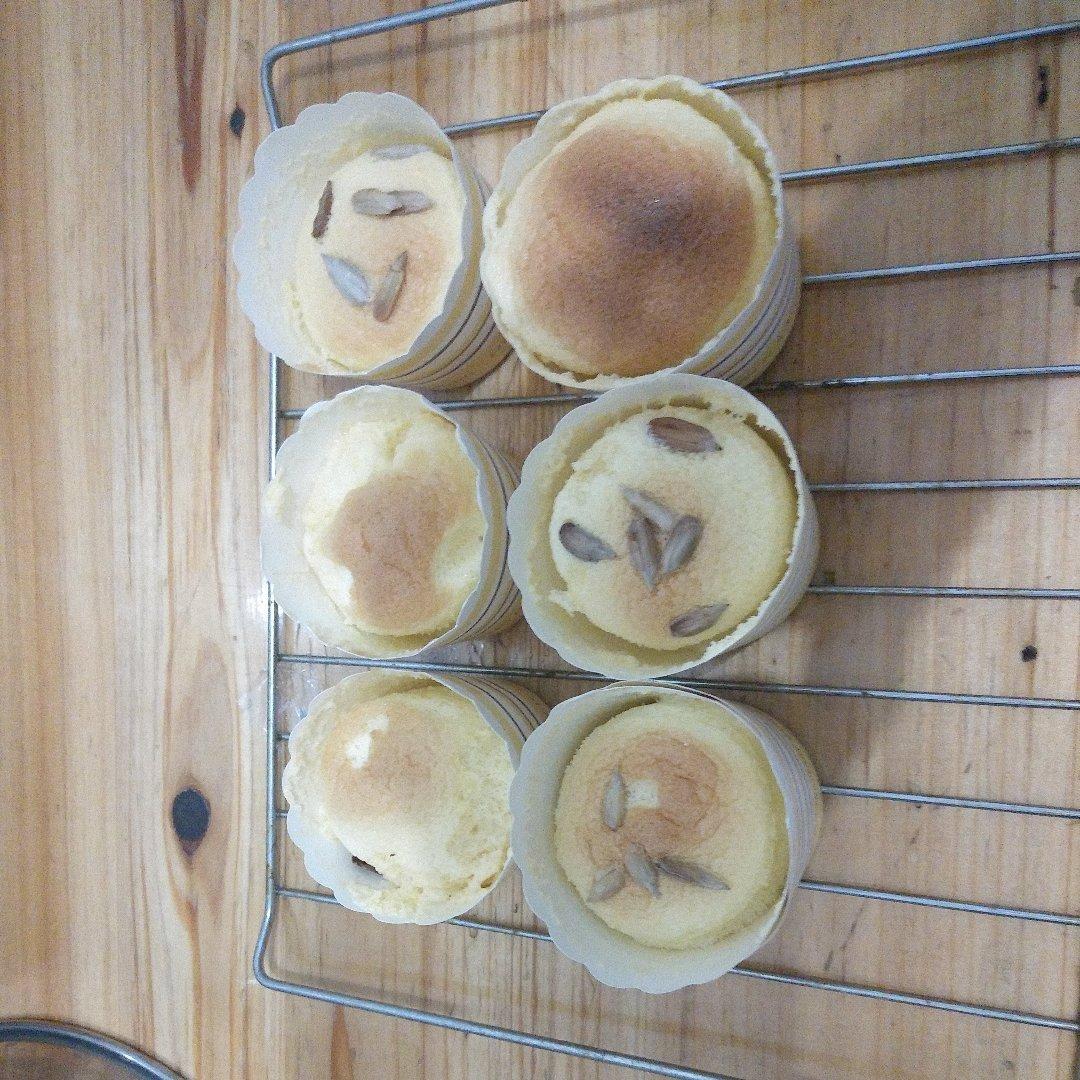 棉花纸杯蛋糕