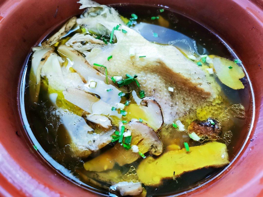 松茸土鸡汤