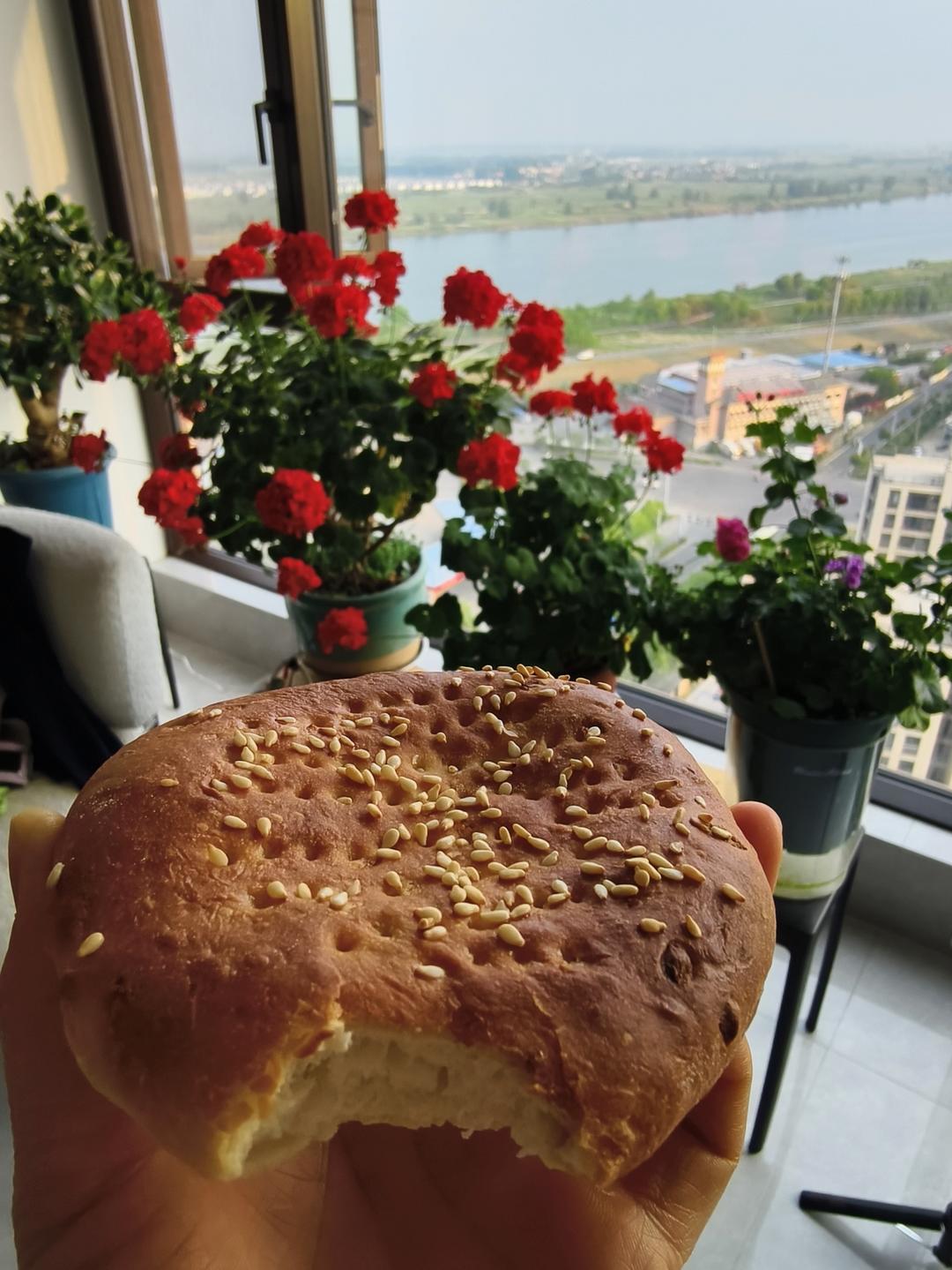 在家自己做美味的新疆烤馕