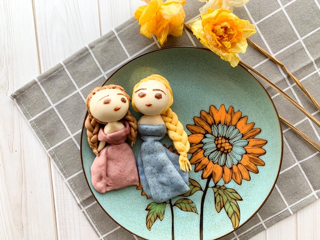 冰雪奇缘艾莎和安娜卡通馒头原创