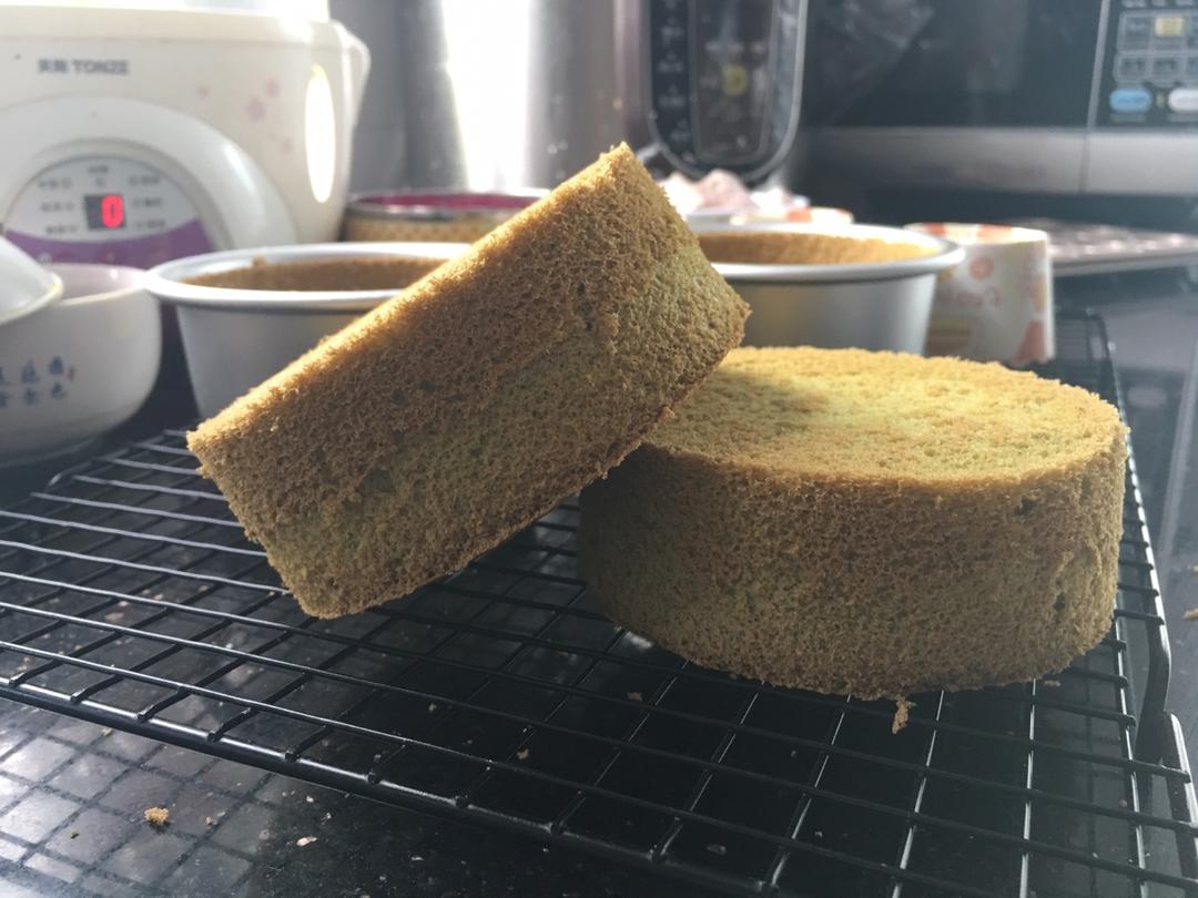 抹茶戚风蛋糕