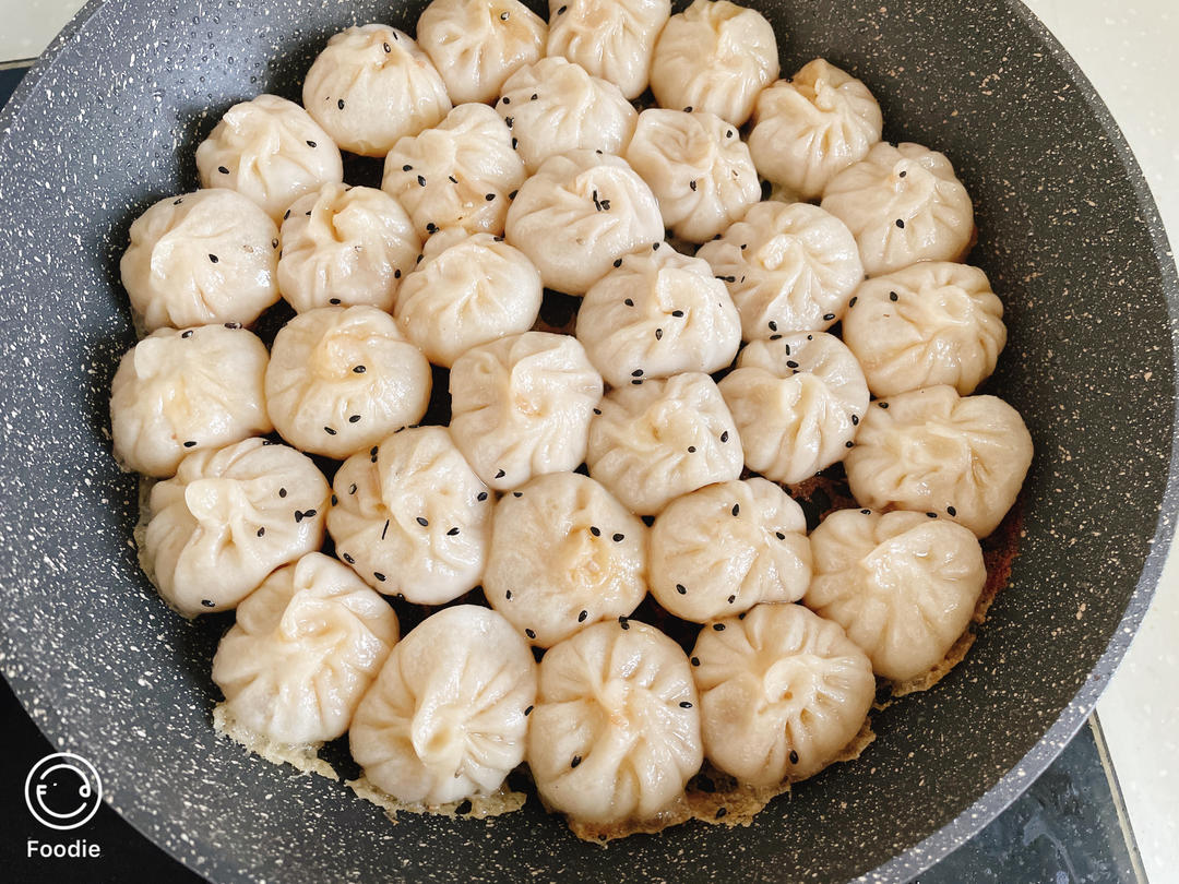 不揉面的--拇指生煎包