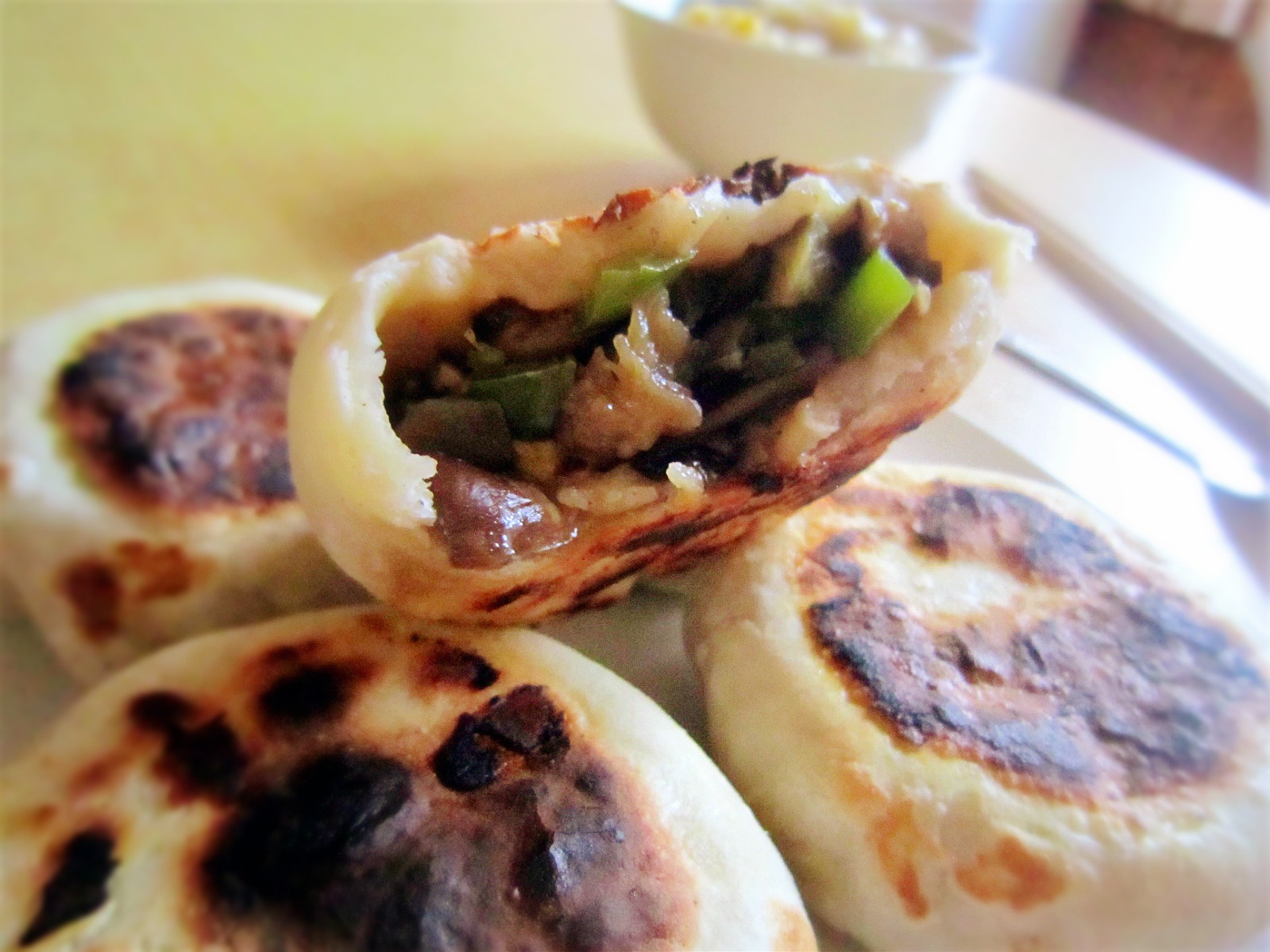尖椒茄子馅饼