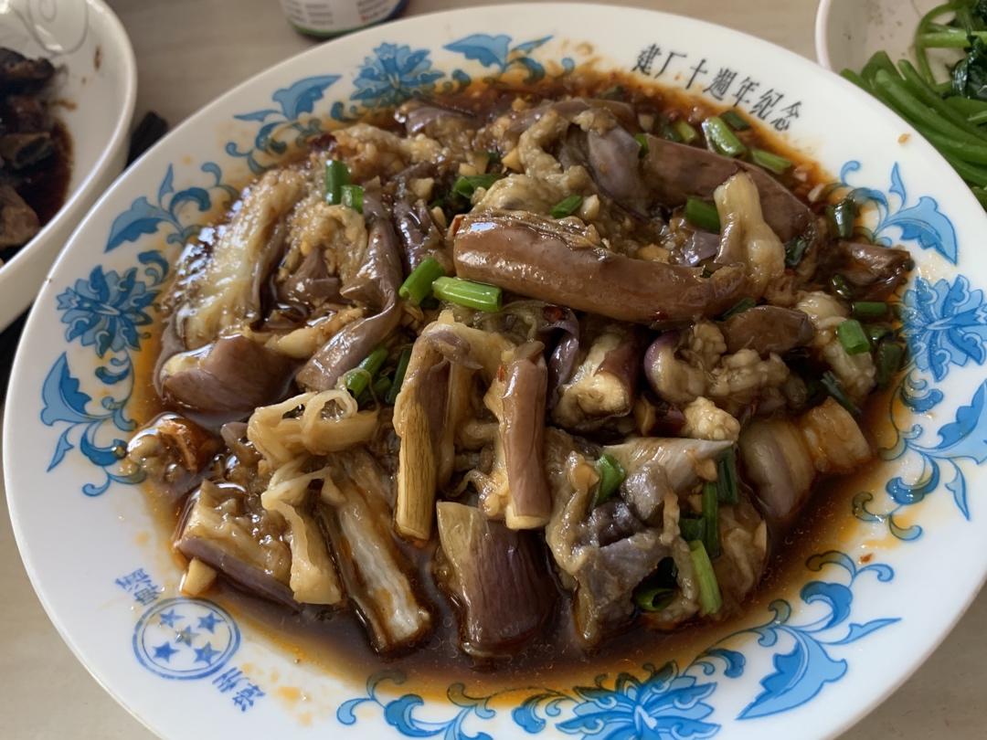 夏天必备可口菜-凉拌茄子🍆