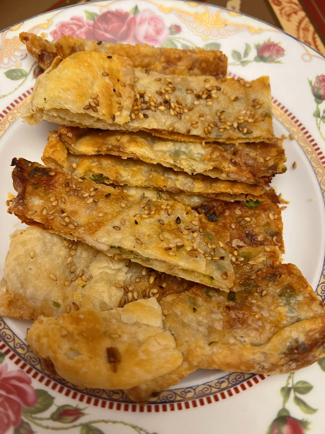 不用和面的快手锅盔，猪肉洋葱锅盔（手抓饼版），酥掉渣超好吃，凉了也不硬