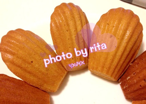 玛德琳（蓝带方）