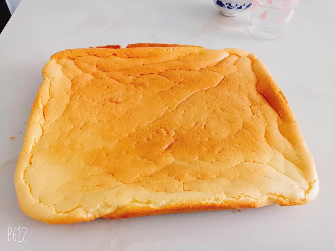 烤箱做蛋糕（戚风蛋糕的做法）