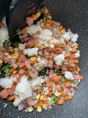虾仁🍤火腿炒饭的做法 步骤6
