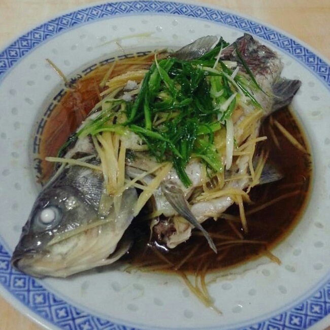 清蒸鲫鱼