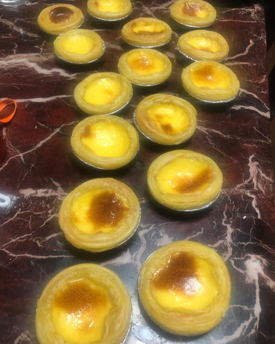 教你做和KFC一样超级好吃的【葡式蛋挞】，吃了根本就停不下来吖