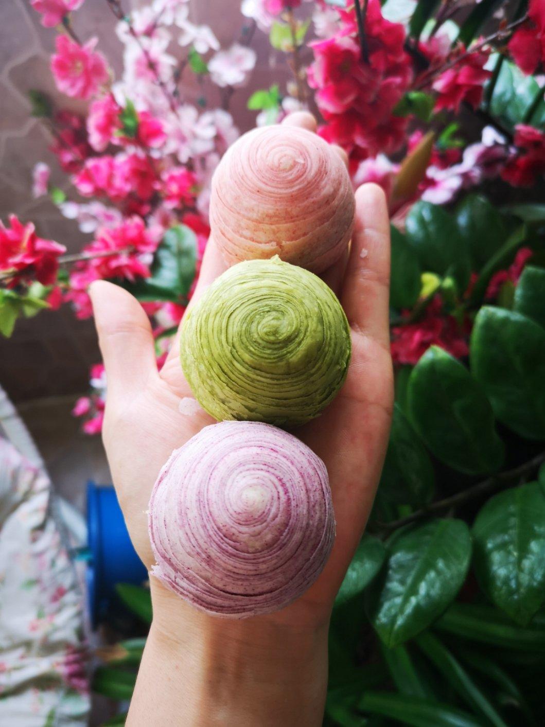 蛋黄酥~紫薯、抹茶、原味~花好月圆，中秋快乐~内附一次做六色蛋黄酥方法~