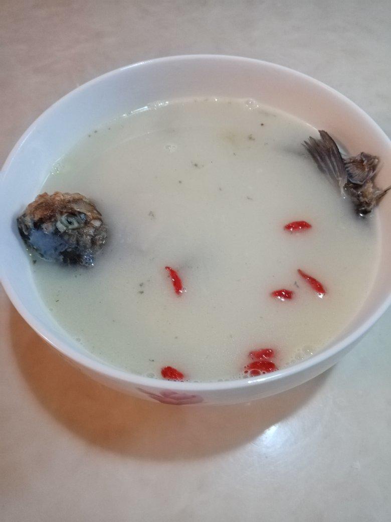 奶白鲫鱼豆腐汤|一条鱼最后的温柔