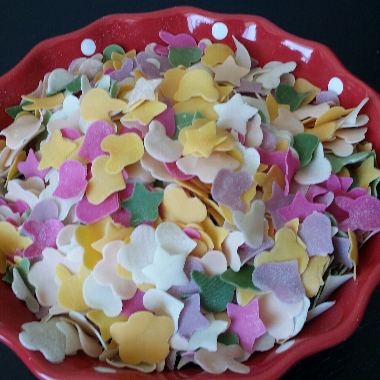 一点妈咪做的彩色卡通面片