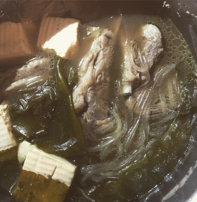 排骨海带豆腐汤