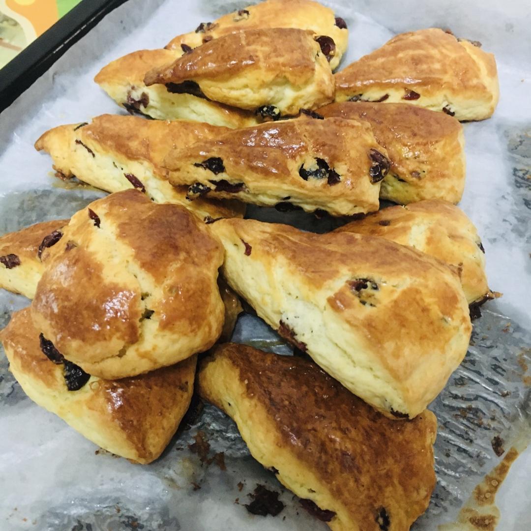 完胜星巴克的超美味酥脆司康 super easy crunched scone