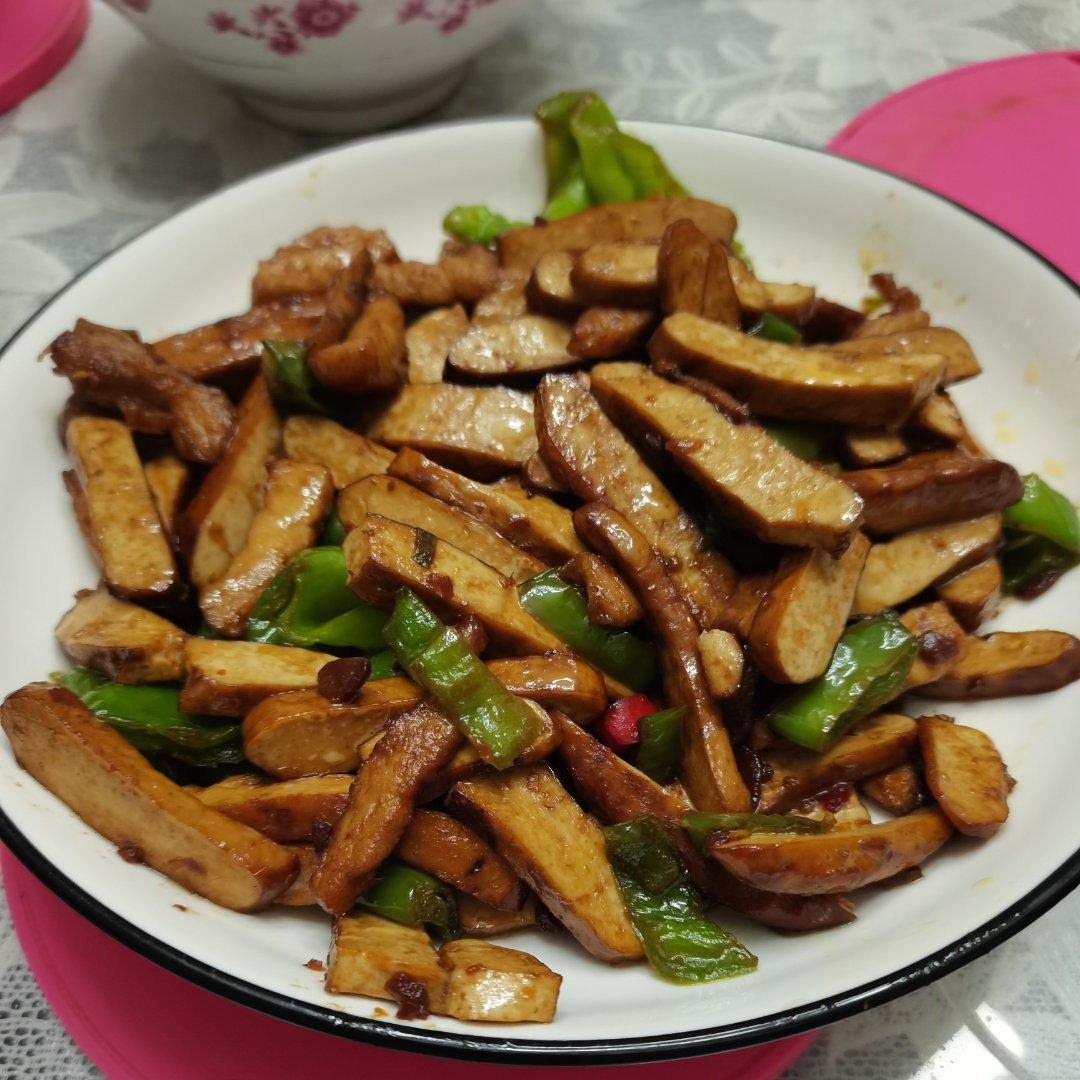 超下饭/青椒香干炒肉丝