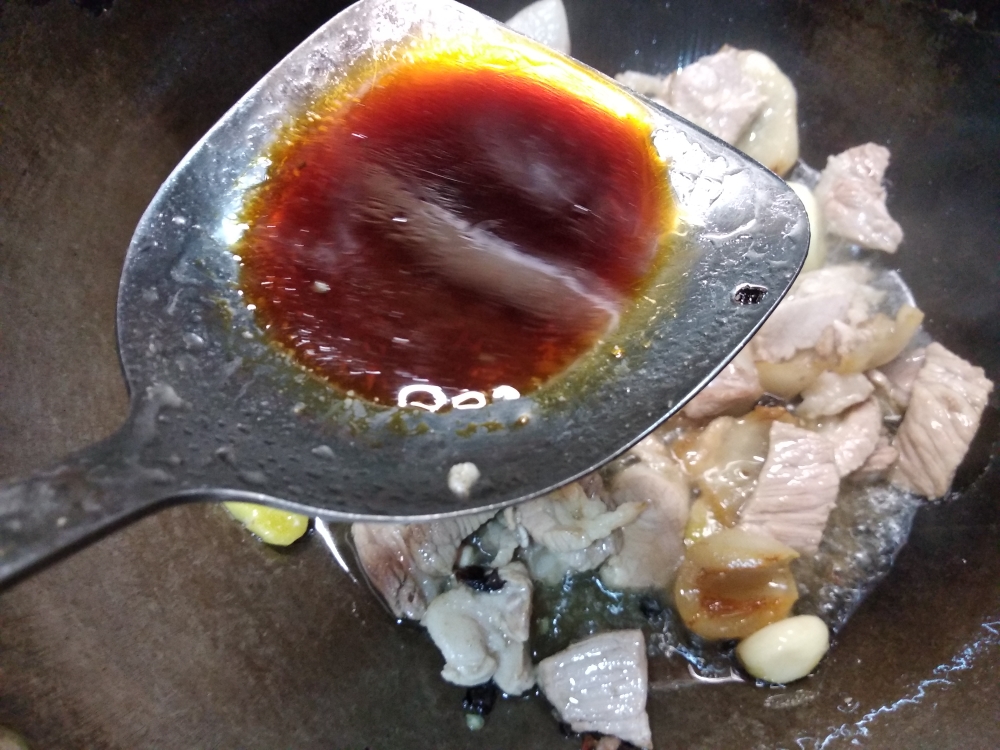 老长沙辣椒炒肉（油汁拌饭能吃两大碗）的做法 步骤5