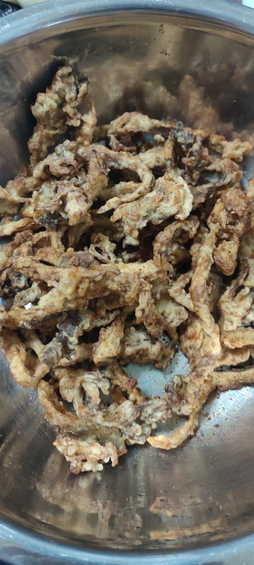 干炸蘑菇（超简单隔餐不软趴做法，香酥到没朋友）