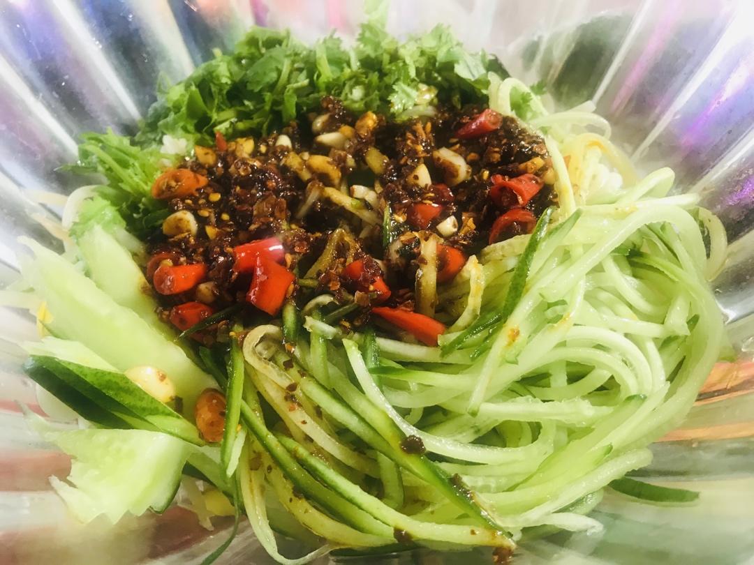 巨好吃㊙️酸辣凉拌面❗️十分钟搞定，简单快手❗️