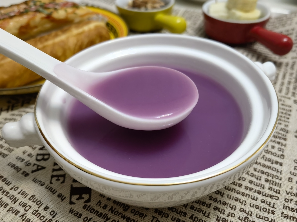 紫薯莲子银耳羹的做法