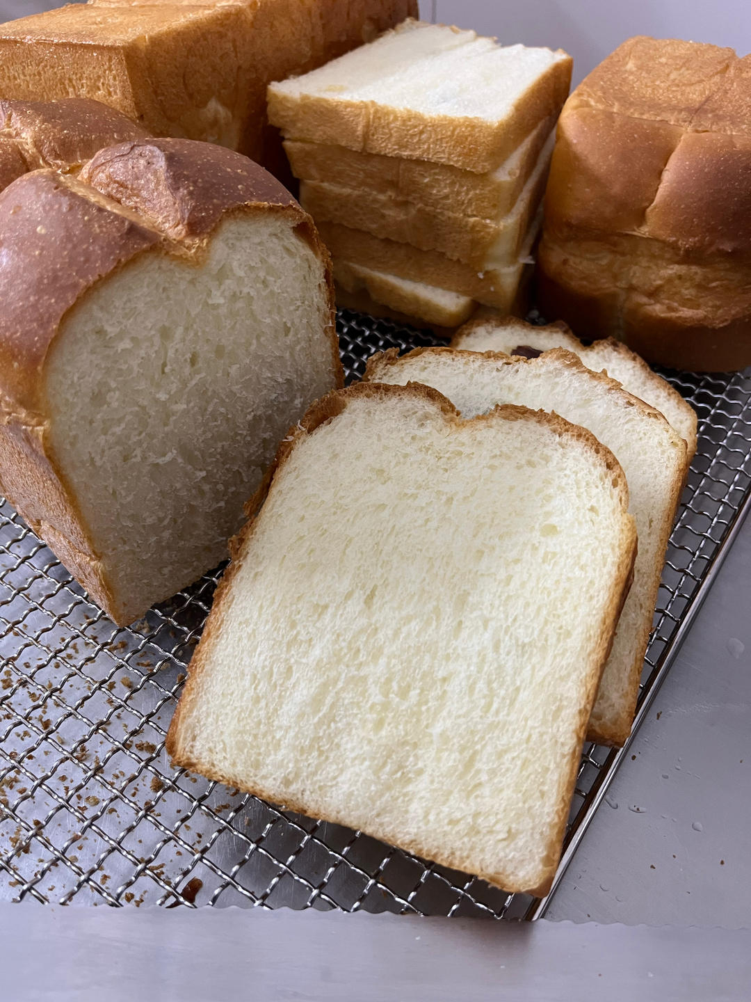 奶香纯粹的重料淡奶油吐司