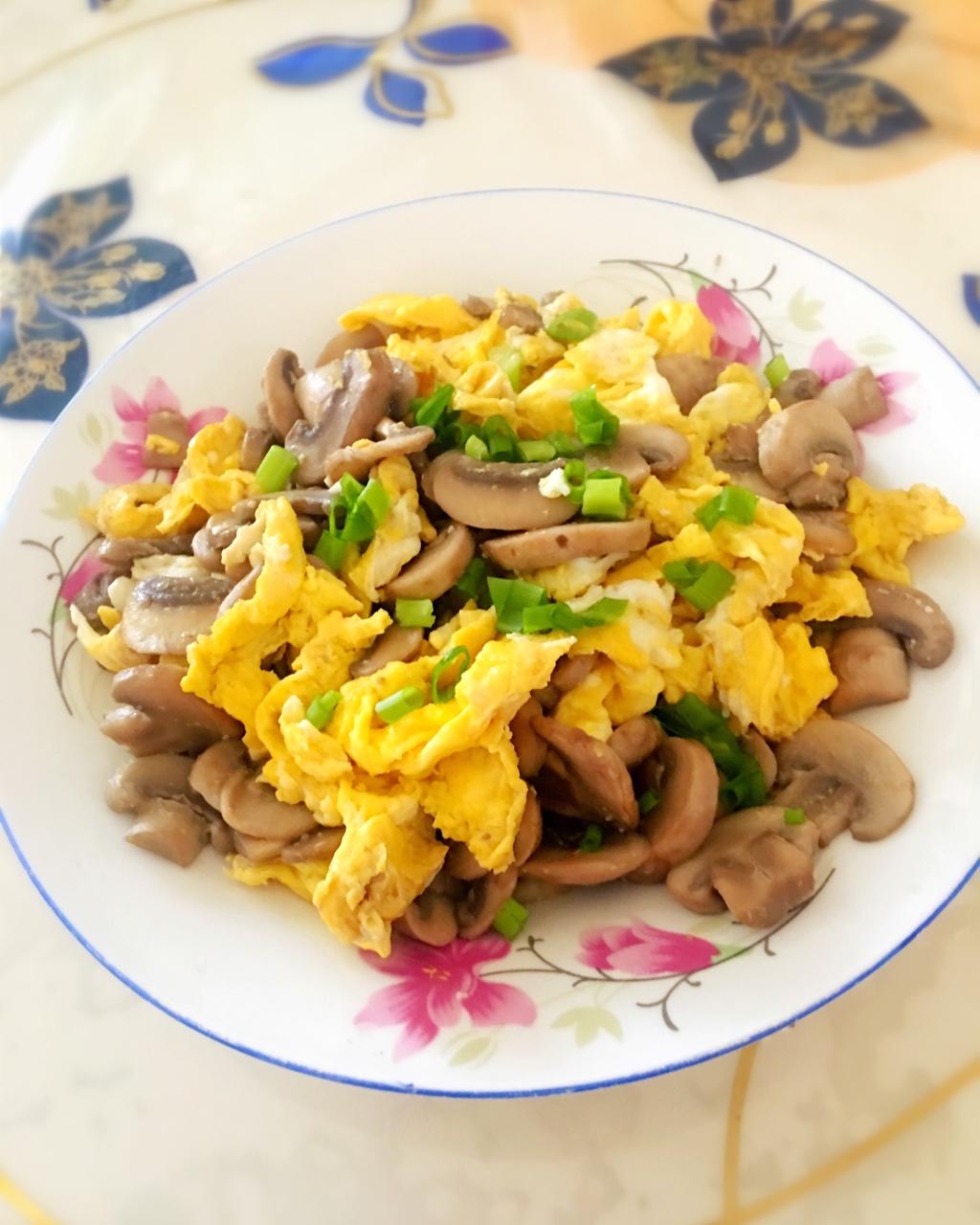 口蘑炒蛋 龙娜做的口蘑炒蛋 赞 口蘑,鸡蛋                  综合评分