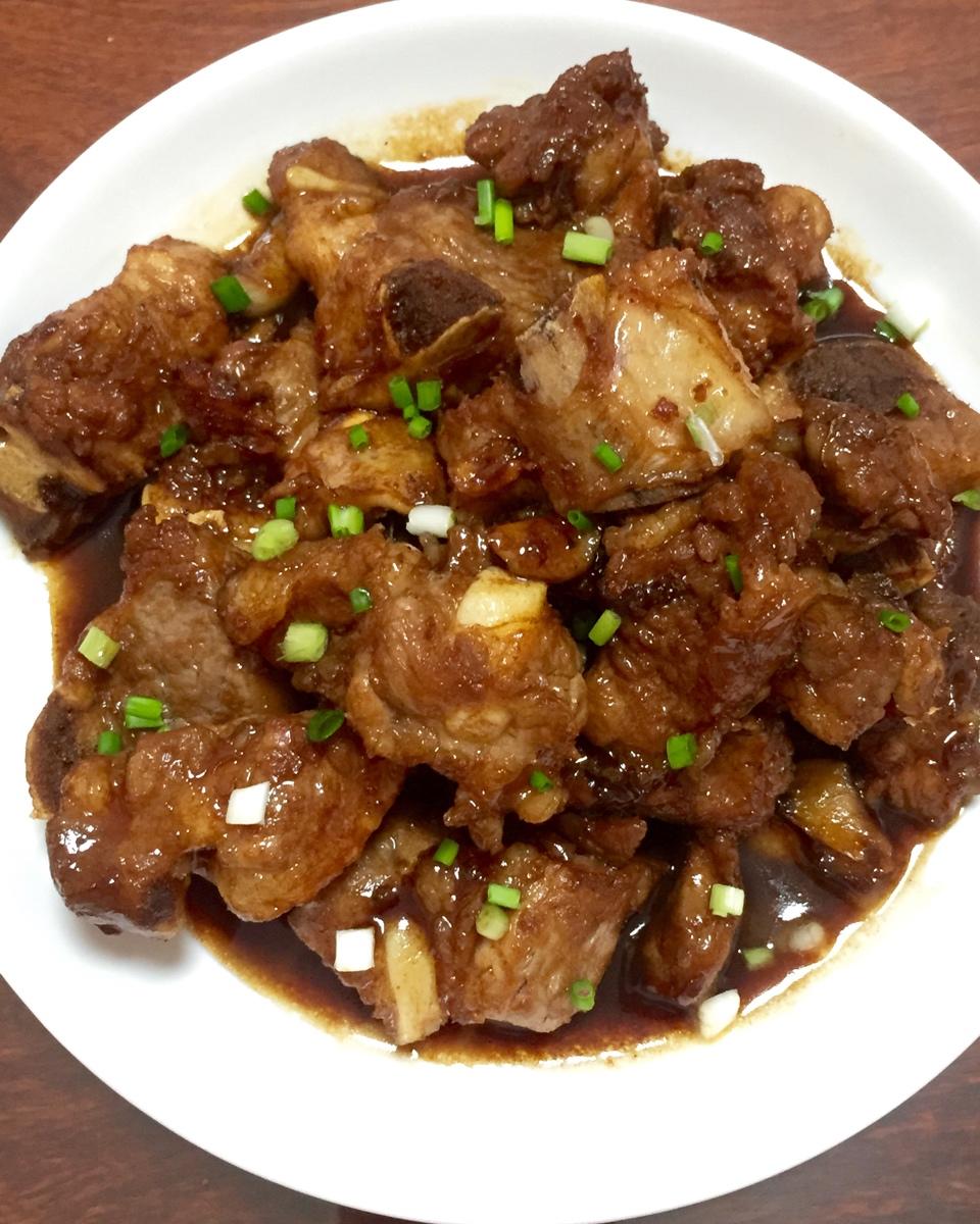 绕絷柔做的红烧排骨