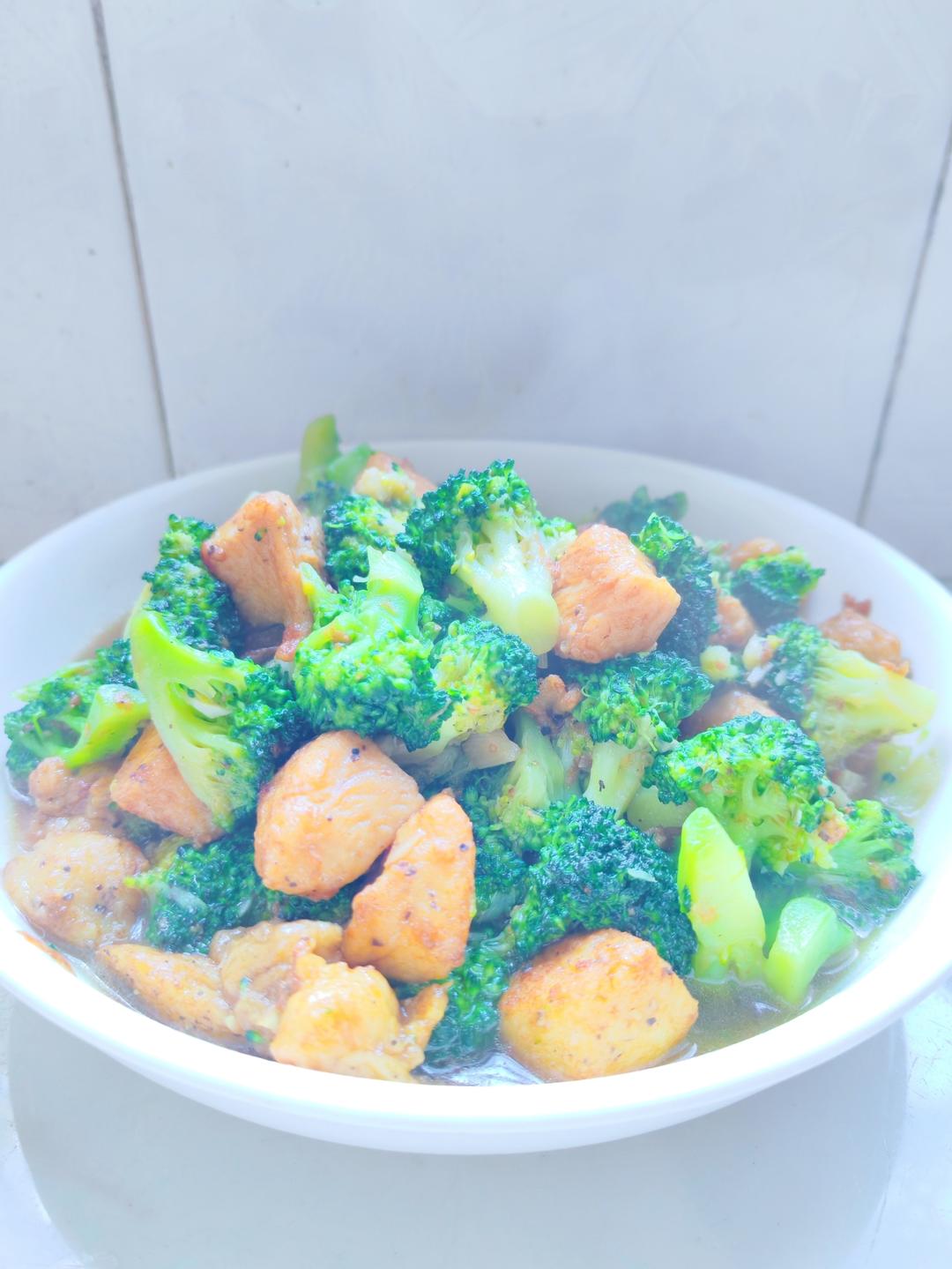 西兰花炒鸡胸肉