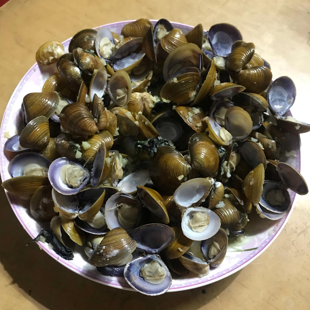 快手紫苏蒜蓉蒸黄沙蚬