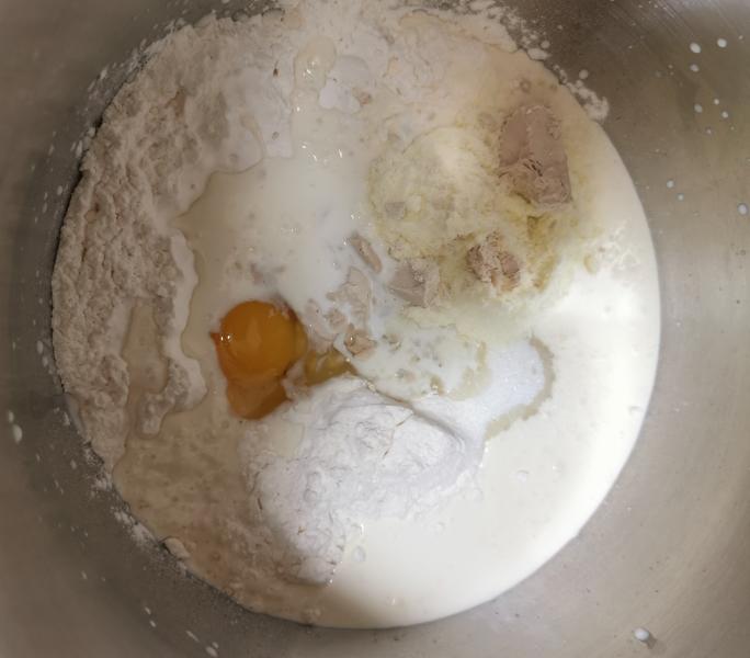 纯奶手撕吐司的做法 步骤1