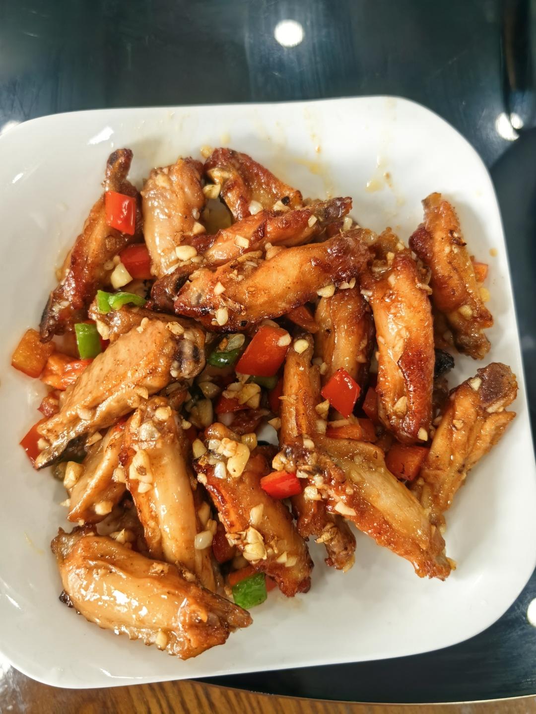 蒜香鸡翅｜孩子们的最爱