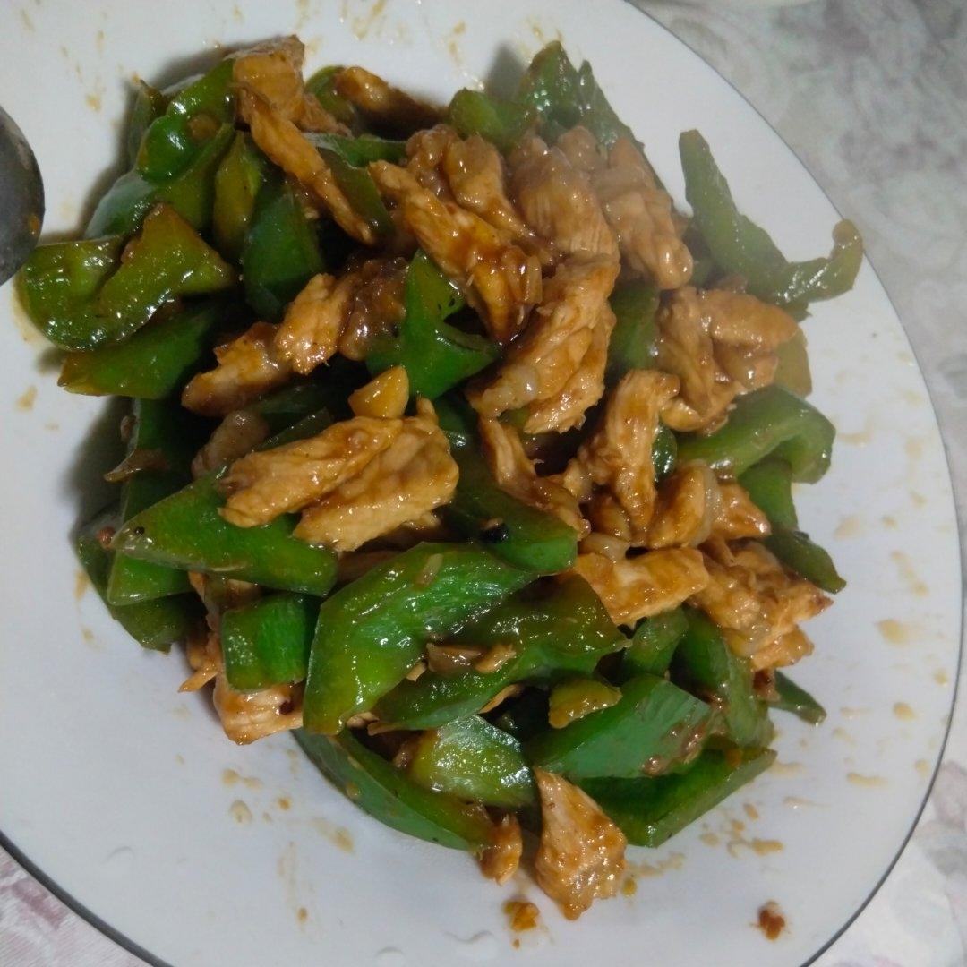 下饭神器👉青椒炒肉