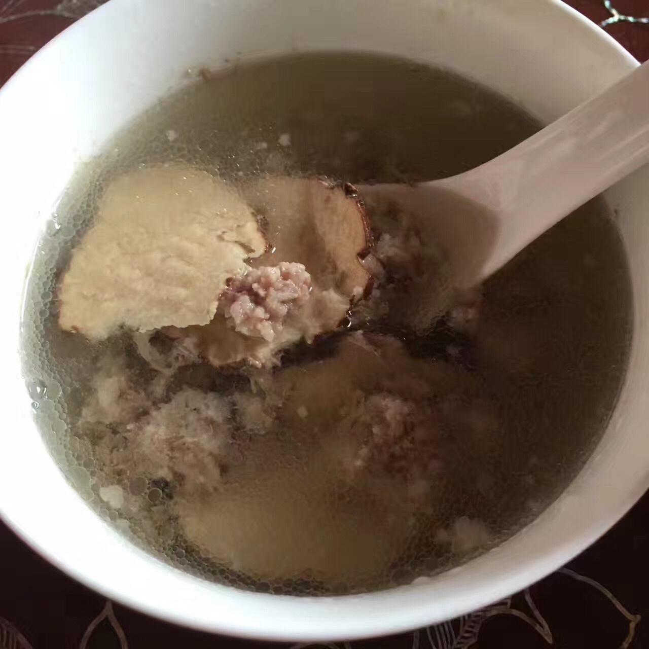 虎乳菌瘦肉汤的做法