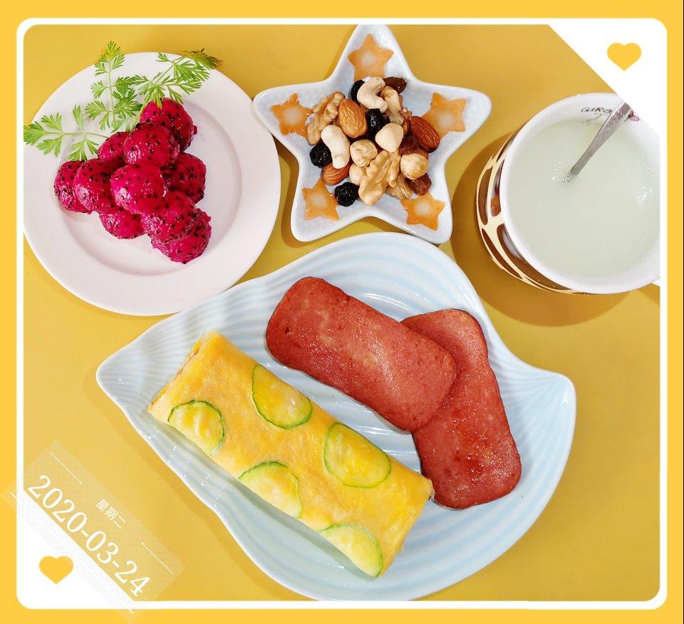 刷爆朋友圈的黄瓜贴面玉子烧