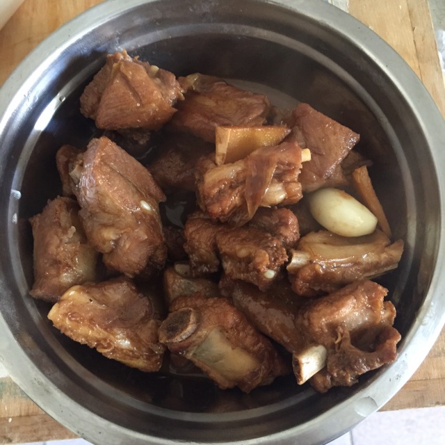 红烧排骨