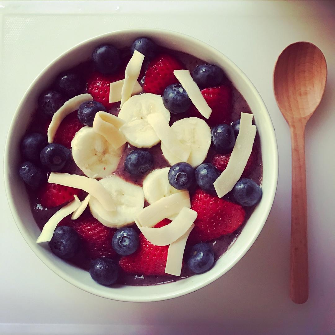 风靡Instagram的Acai bowl -Nadia Damaso