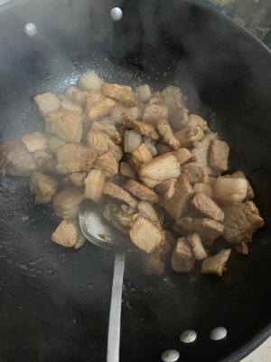 咖喱虎皮蛋烧肉的做法 步骤4