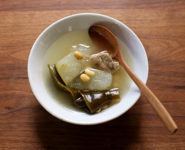 冬瓜黄豆海带猪骨汤的做法