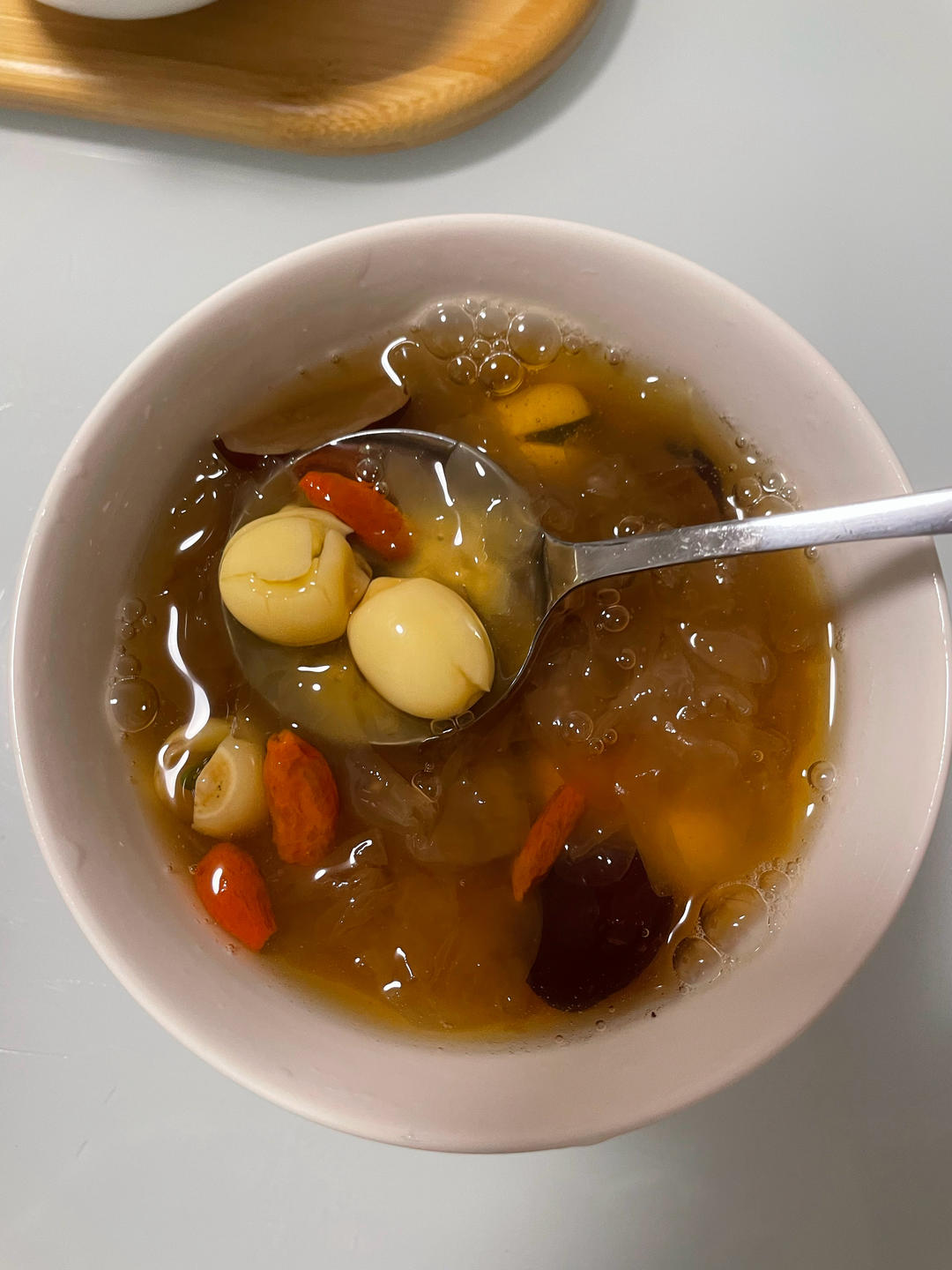 红枣银耳莲子羹