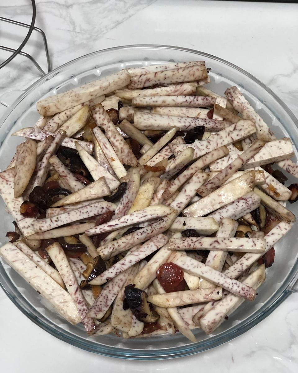 广式腊味芋头糕