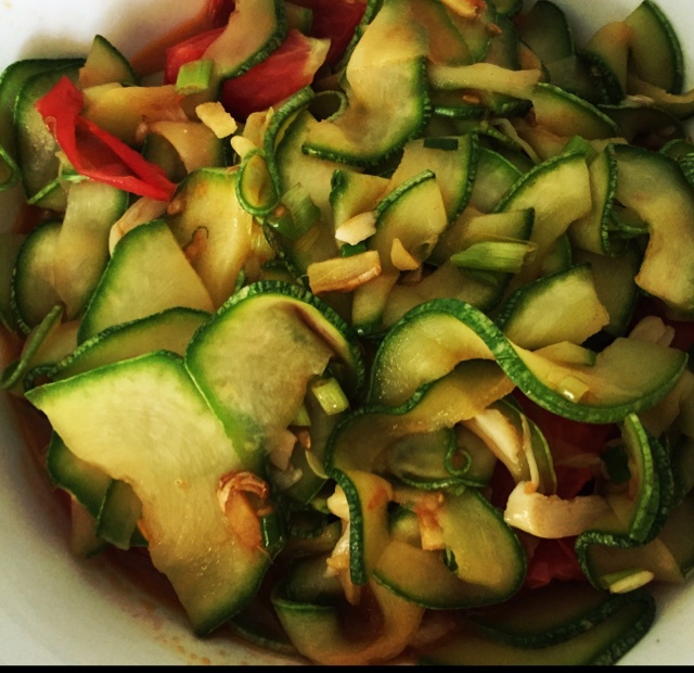 西红柿炒西葫芦