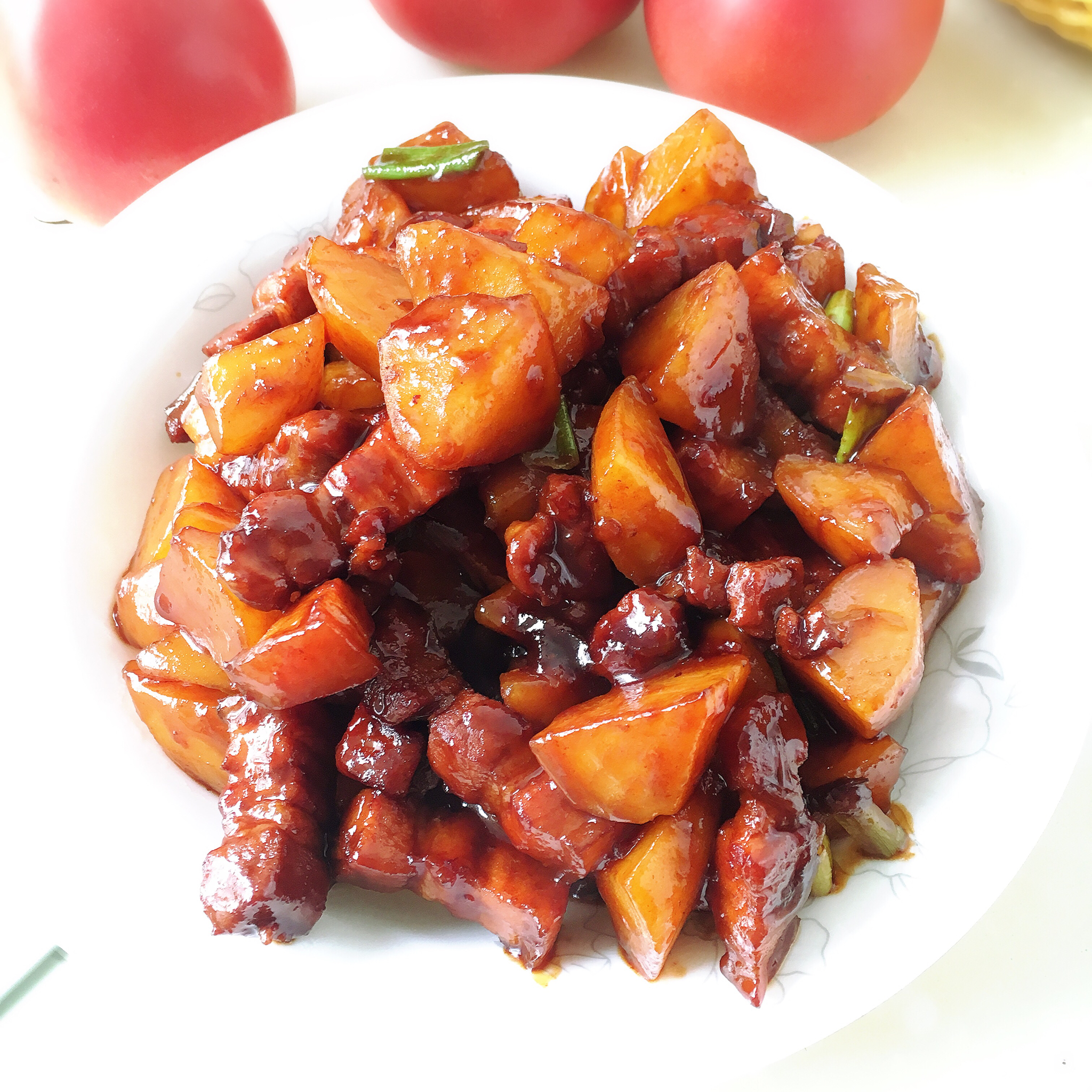 红烧肉炖土豆