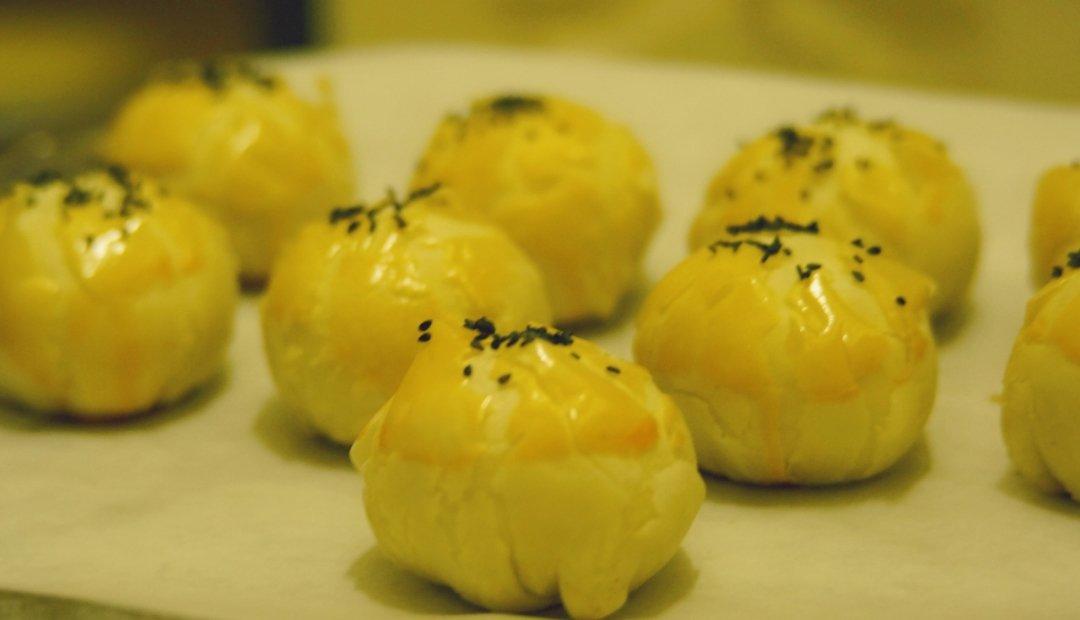 蛋黄酥酥酥（超级奶香黄油版）