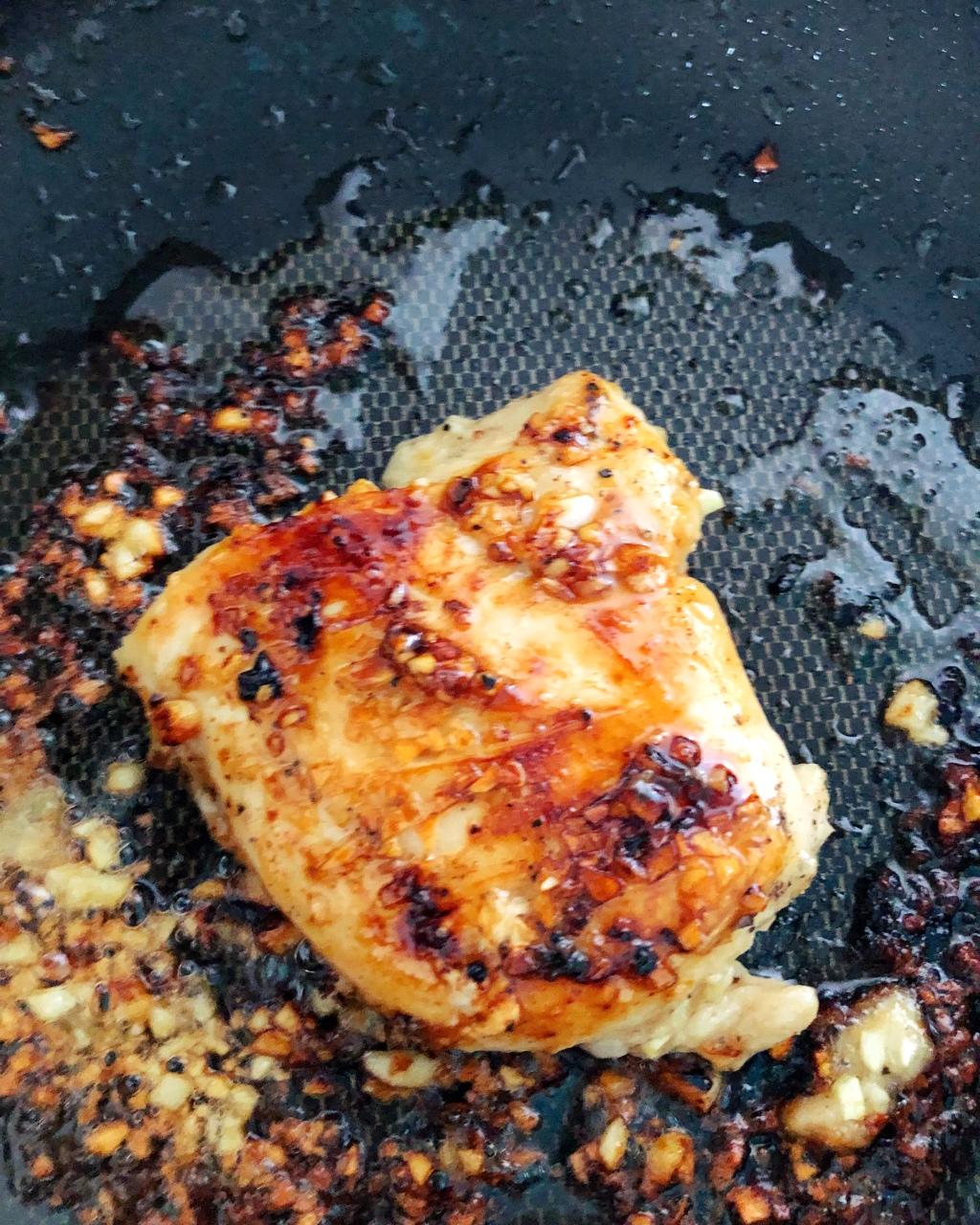 酷炫屌炸天好吃的煎鸡胸肉（香蒜蜂蜜煎鸡胸肉）