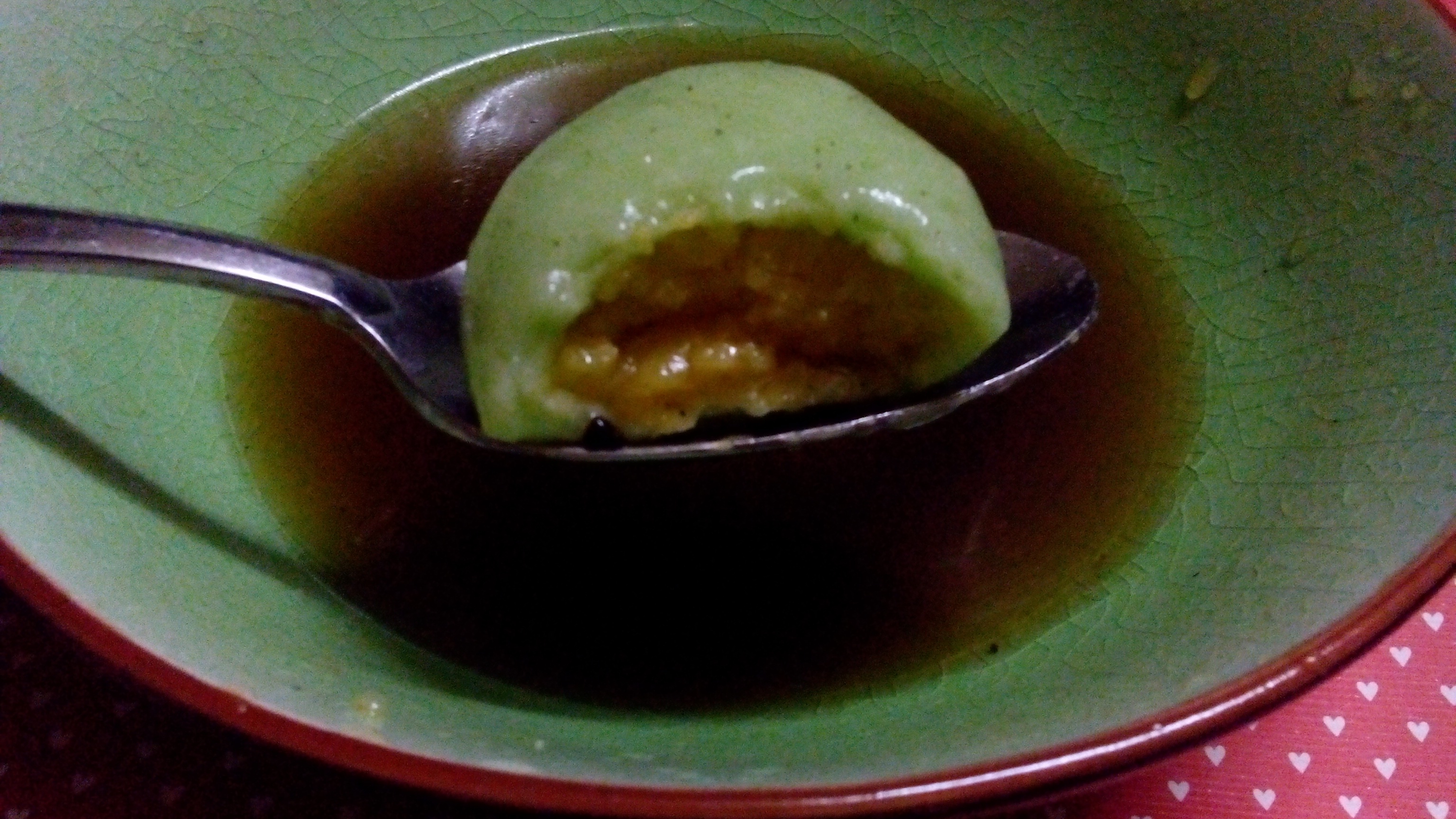 奶黄馅牛奶汤圆